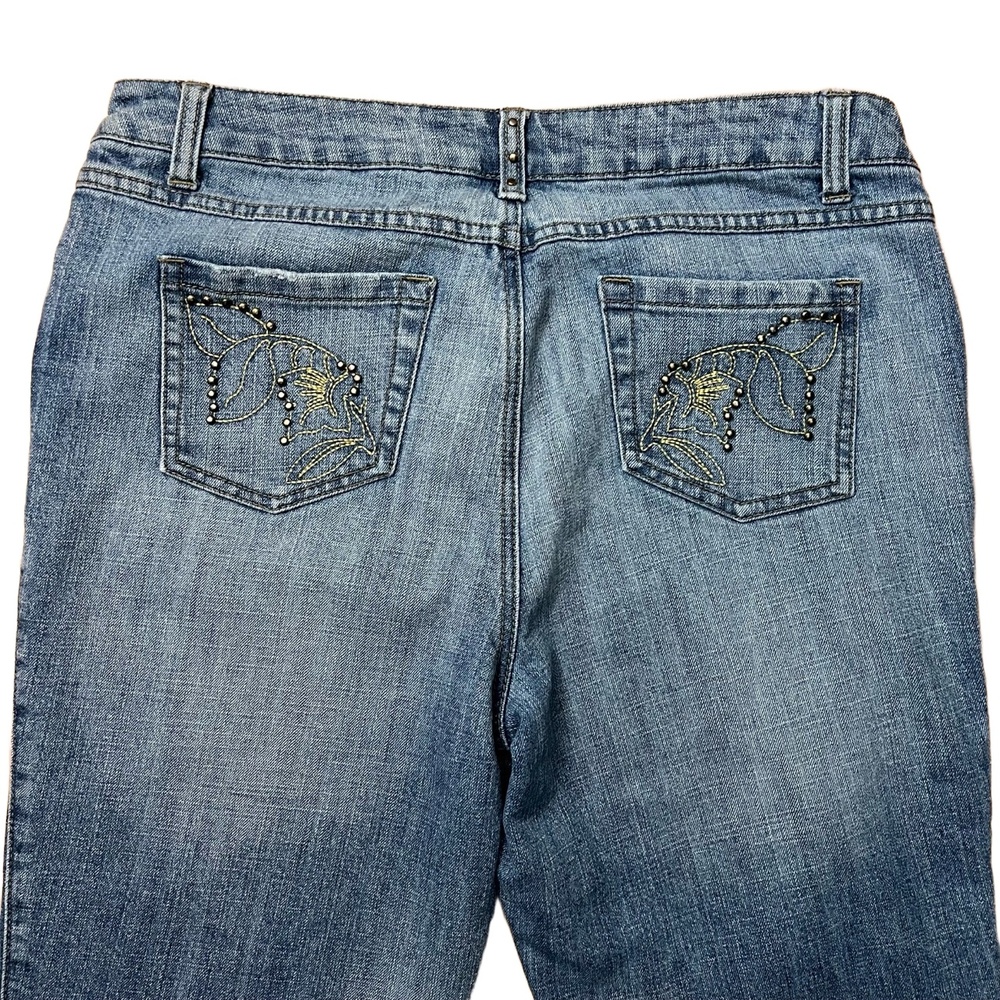Baccini Denim Button Trim Studded Capri Pants Size 12 - Picture 7 of 12